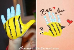 peindre aves les mains abeille