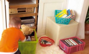 enfant 4 ans ranger jouet