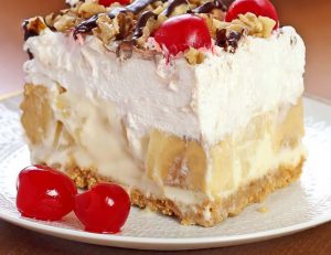 banana split gateau tranche